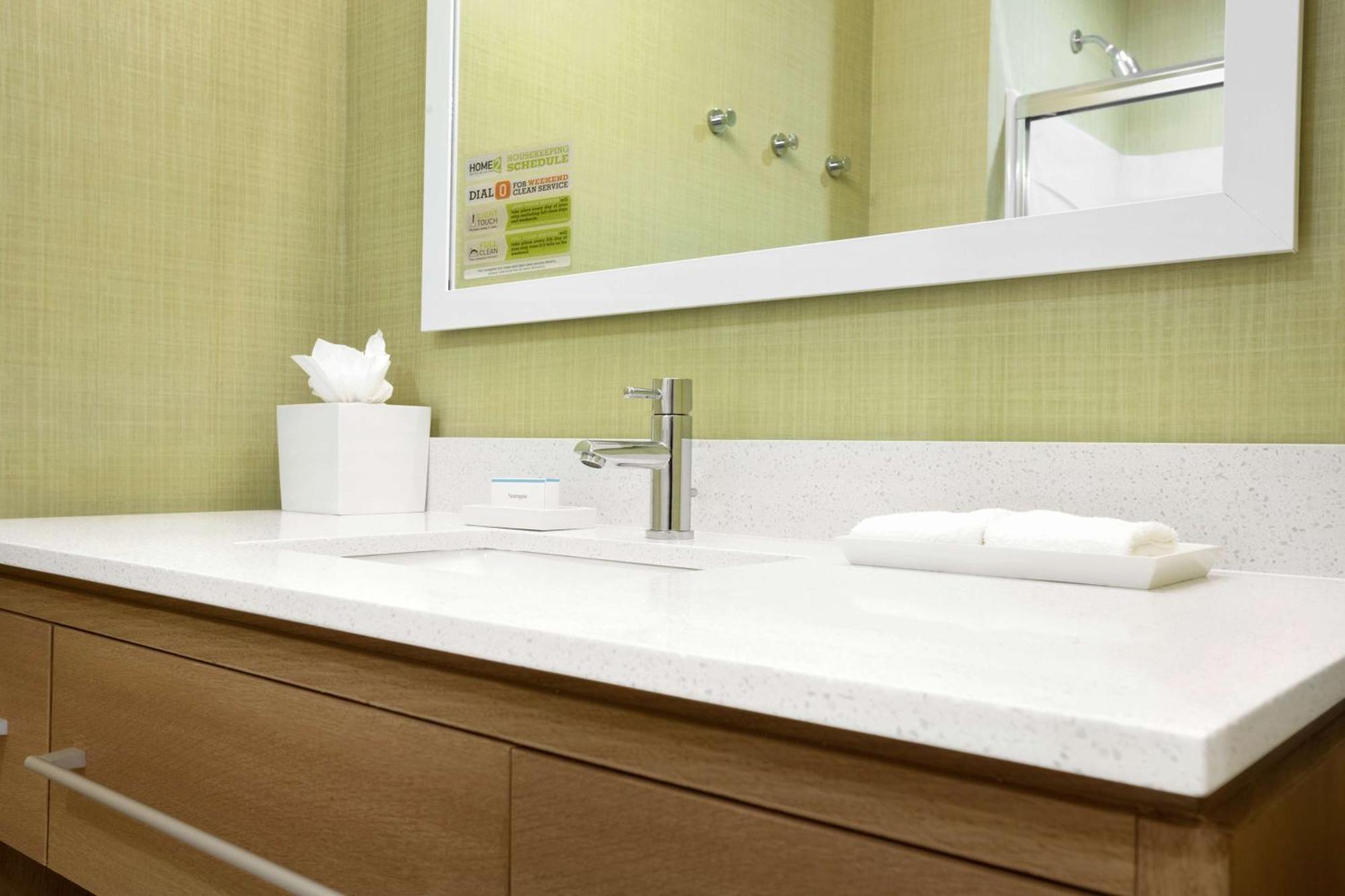 Home2 By Hilton Houston 3*